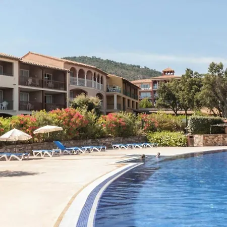 Apartment Le Hameau Des Issambres - Maeva - 5 Personnes - Selection Mae-0621 Les Issambres